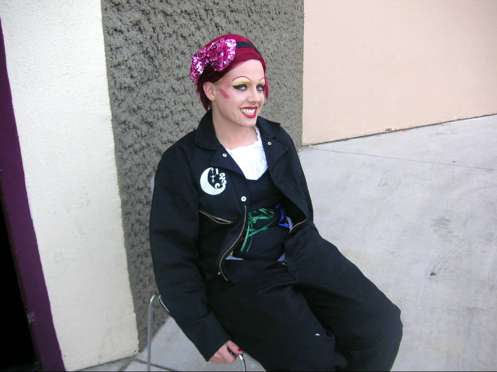 Backstage24.jpg