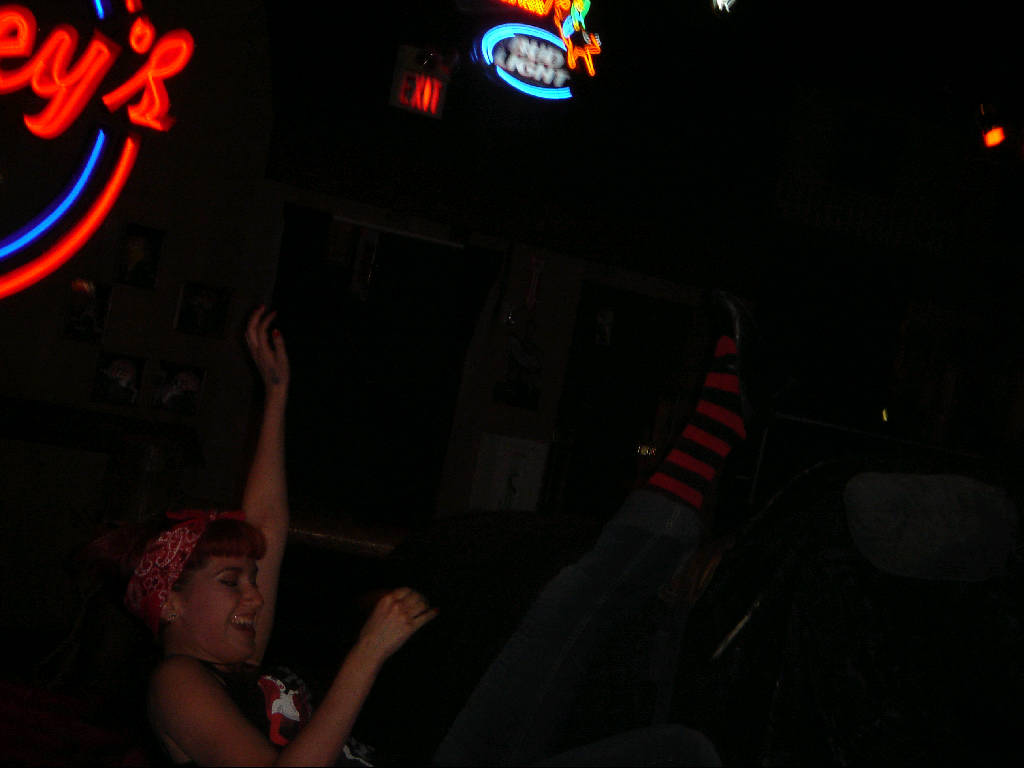 Gilleys-11.jpg