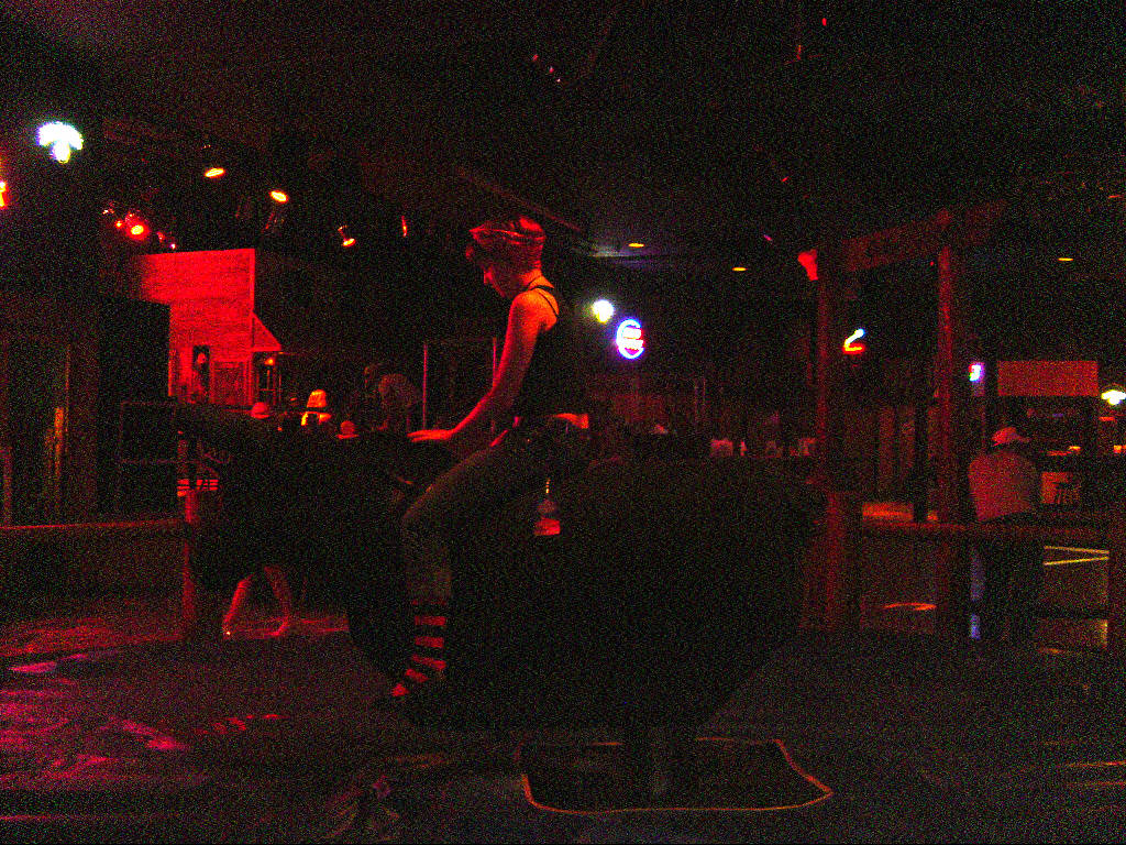 Gilleys-33.jpg