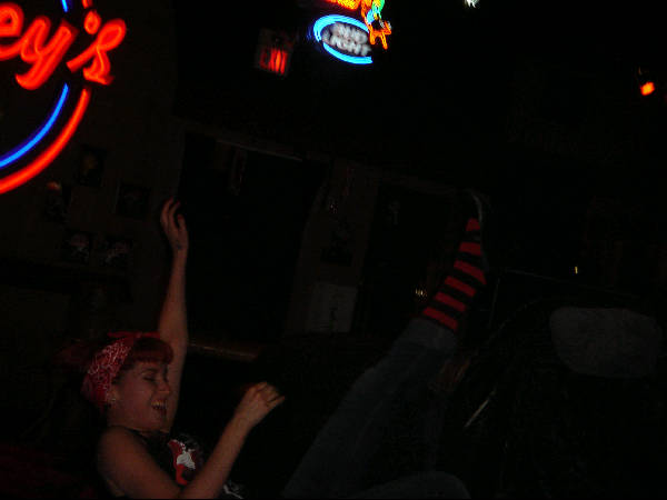 Gilleys-11.jpg