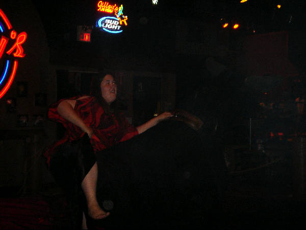 Gilleys-13.jpg