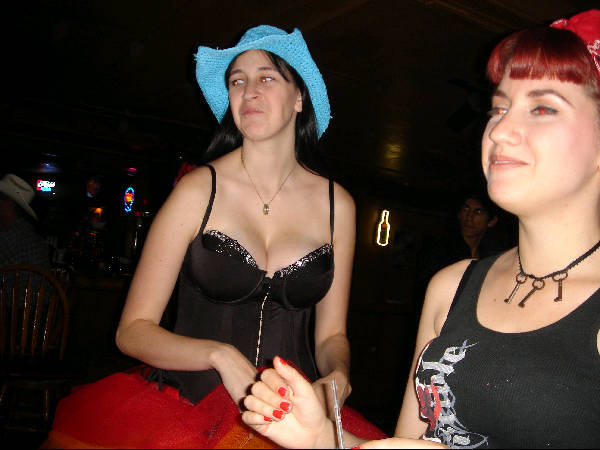 Gilleys-19.jpg