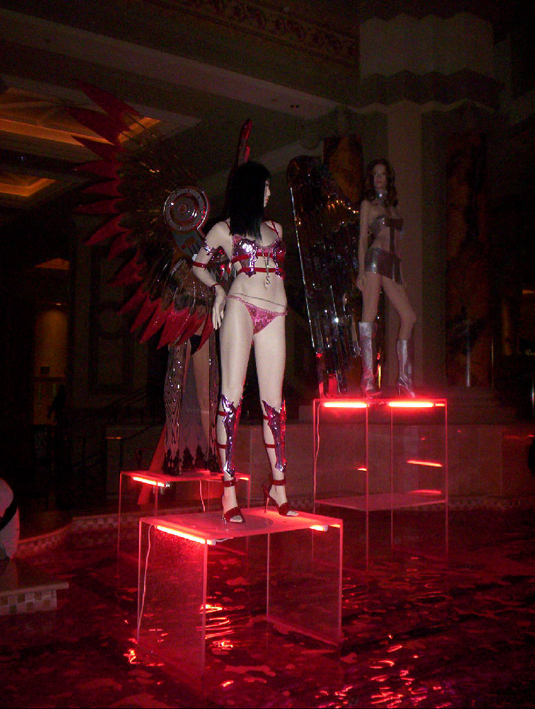 Mannequins04.jpg