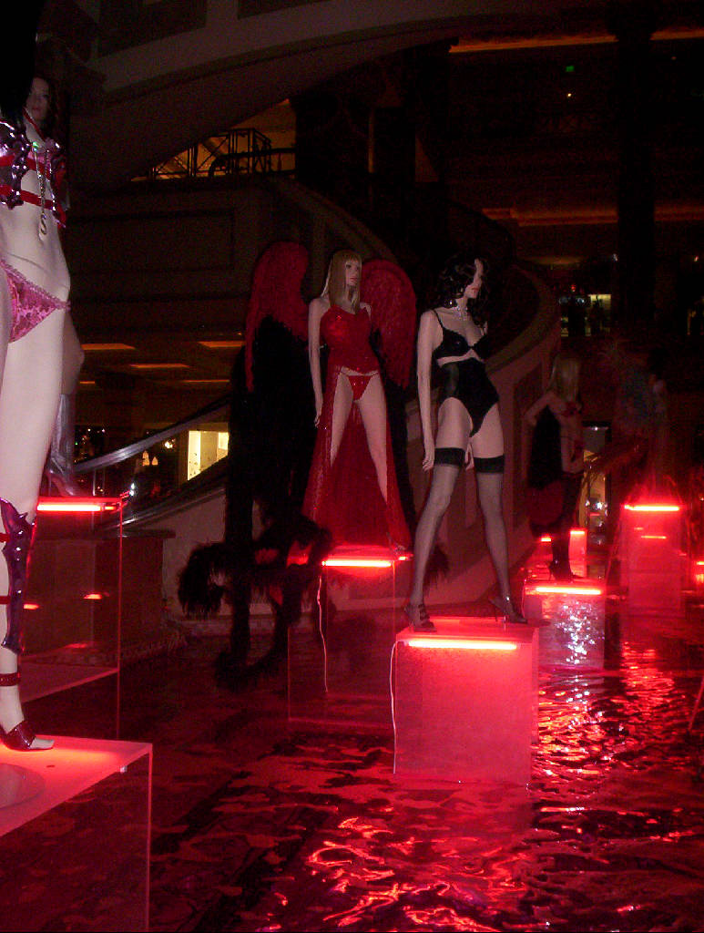 Mannequins05.jpg