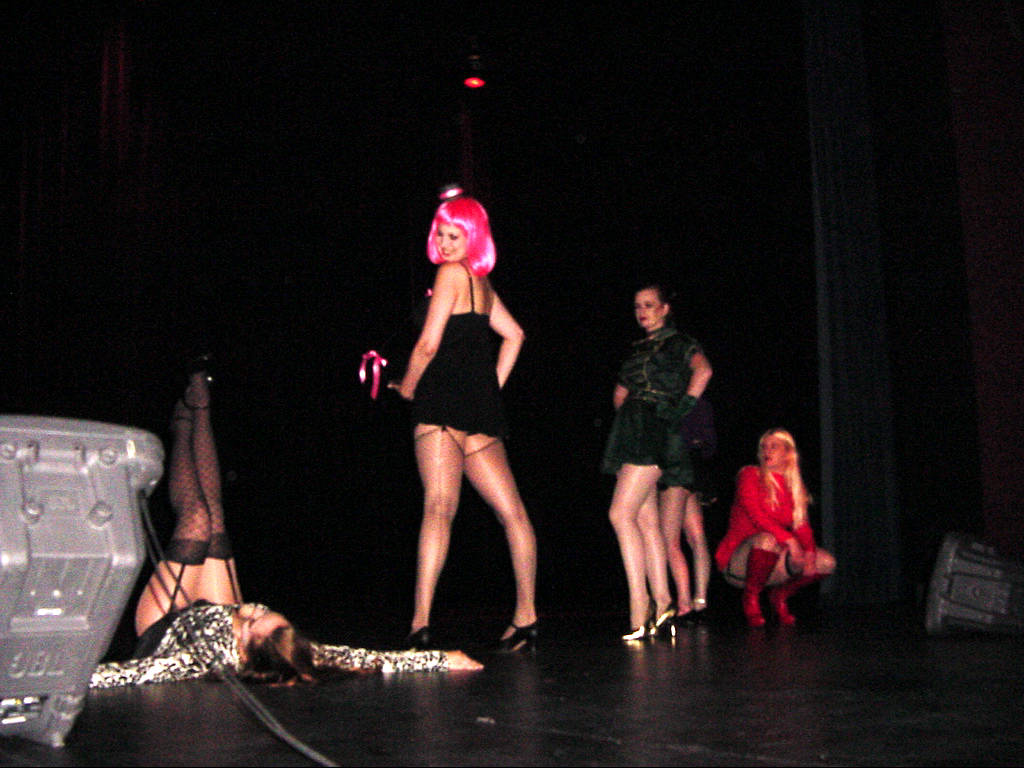 TrixieRevue02.jpg