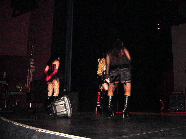 TrixieRevue06.jpg