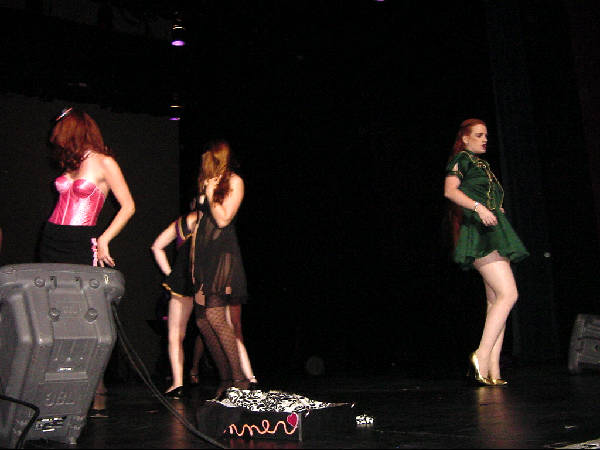 TrixieRevue19.jpg