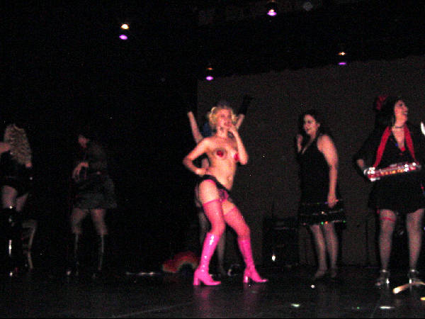 TrixieRevue35.jpg