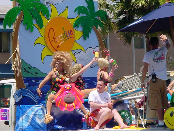 Pride2003-33.jpg